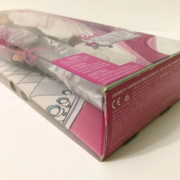 2009 Barbie A Fashion Fairytale Ken Doll in Grey suit Blemished Nose Damaged Box - Picture 9 of 16
